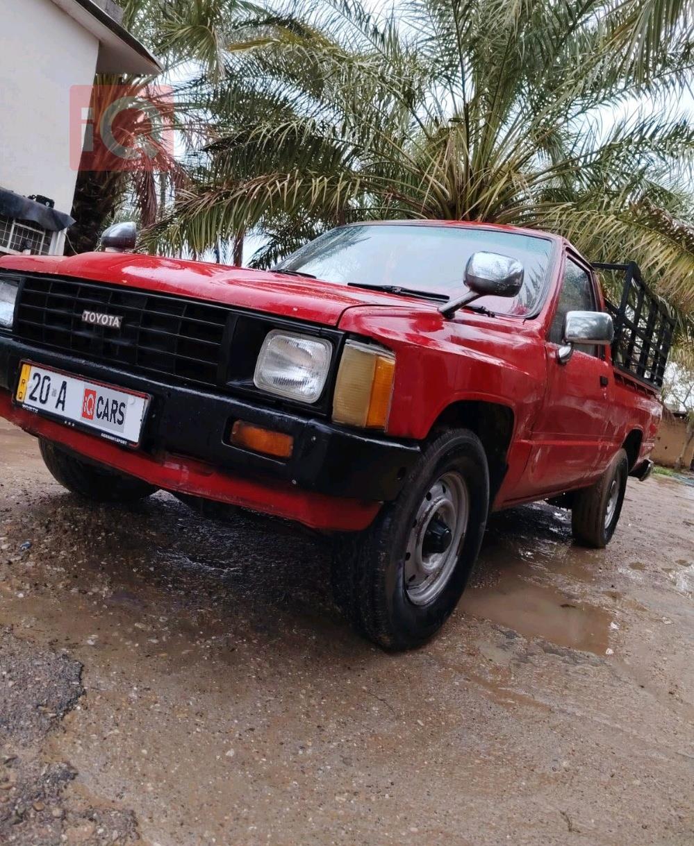 تويوتا هايلوكس